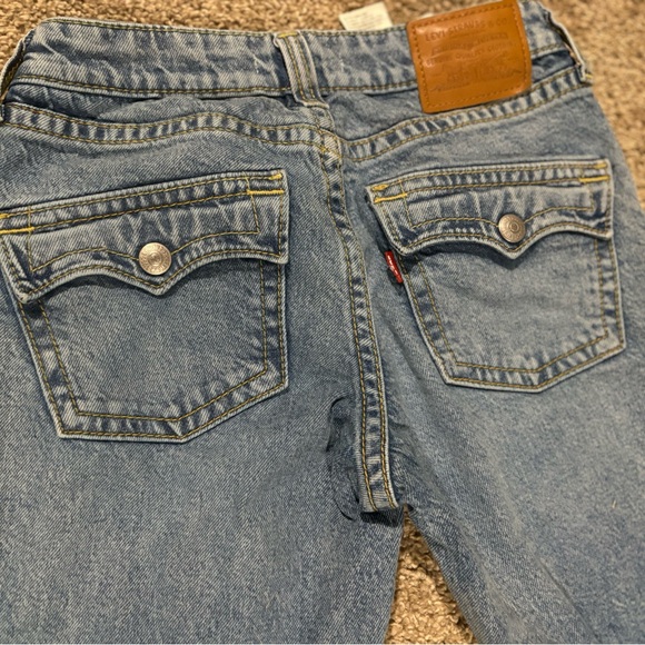 Women’s Levi’s jeans - Picture 4 of 4